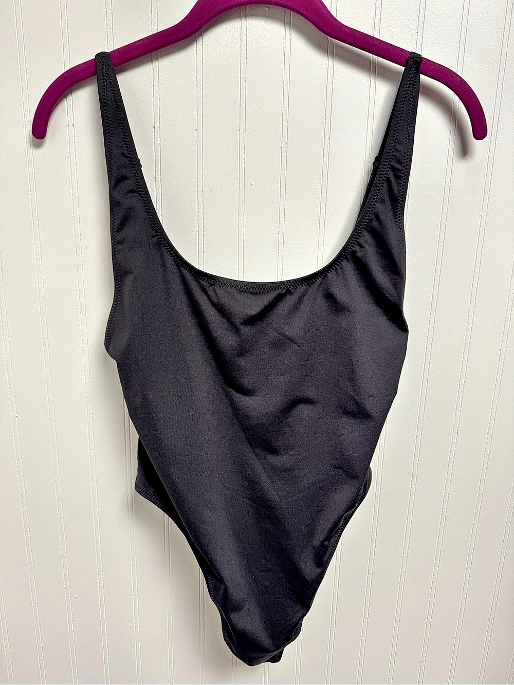 SKIMS Recycled Nylon Scoop-Neck Onepiece Scoop-Neck One-Piece in Black Size